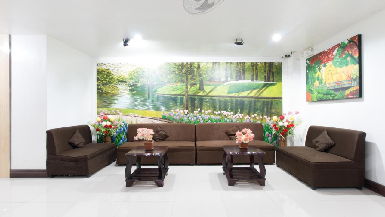 Reddoorz Plus Near Vigan City Commercial Center Экстерьер фото