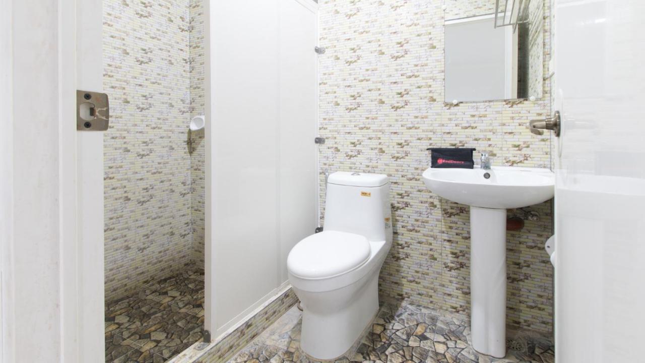 Reddoorz Plus Near Vigan City Commercial Center Экстерьер фото