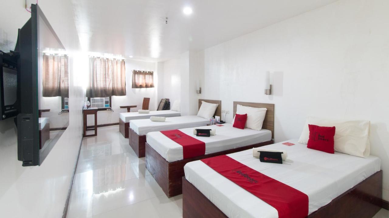 Reddoorz Plus Near Vigan City Commercial Center Экстерьер фото