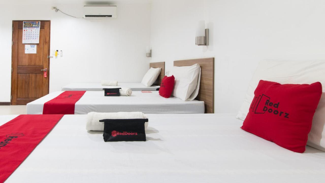 Reddoorz Plus Near Vigan City Commercial Center Экстерьер фото