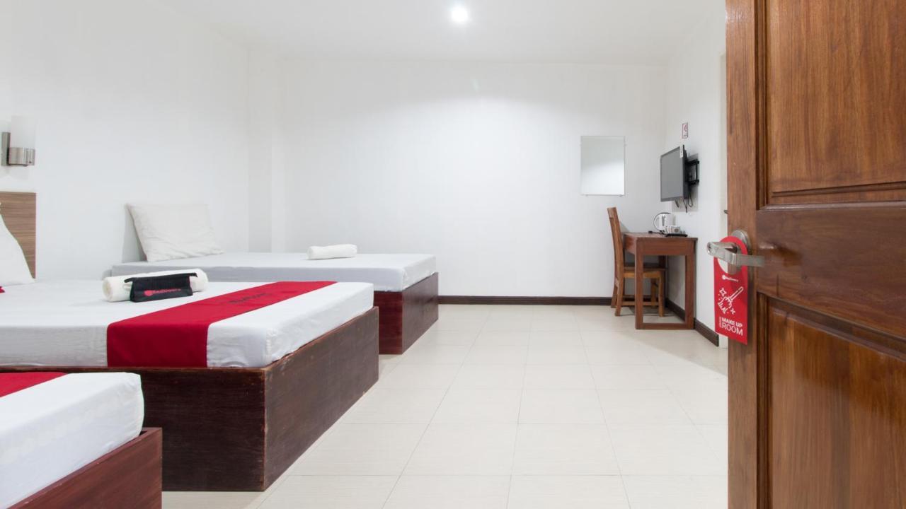 Reddoorz Plus Near Vigan City Commercial Center Экстерьер фото