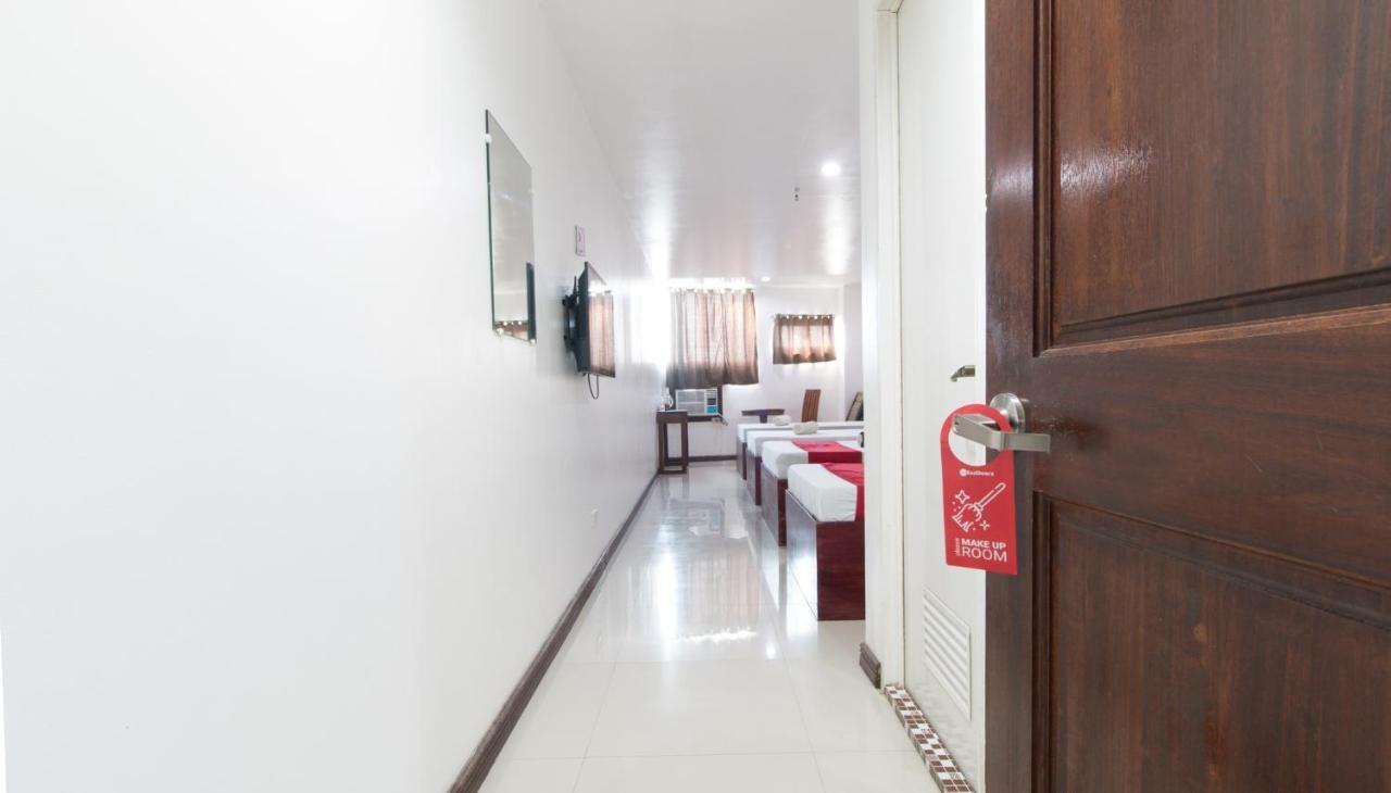 Reddoorz Plus Near Vigan City Commercial Center Экстерьер фото
